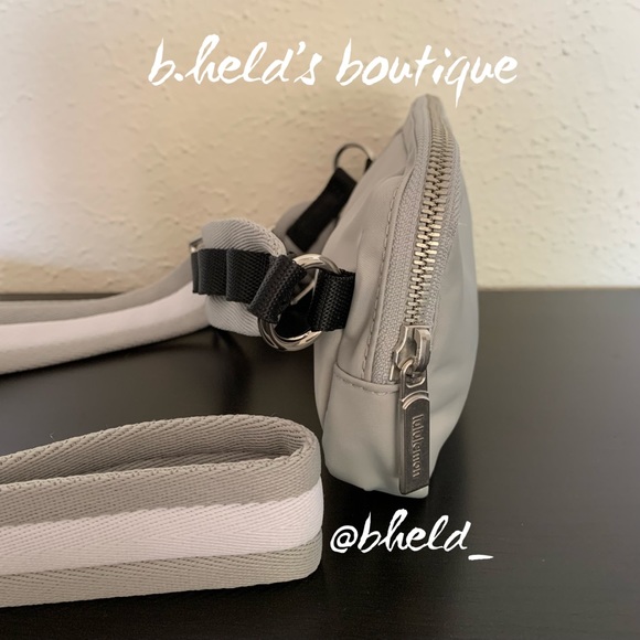 lululemon Everywhere Crossbody Bag in Seal Grey/Black OS New NWT - Picture 9 of 12